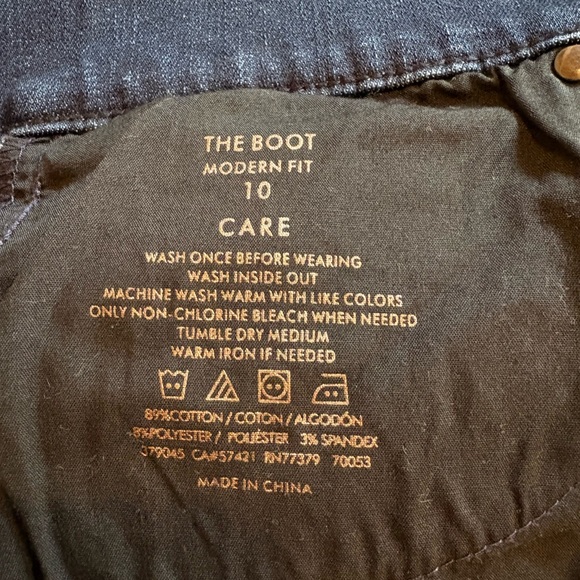 Ann Taylor "The Boot" Modern Fit jeans in a dark indigo wash women’s 10 - Picture 5 of 8